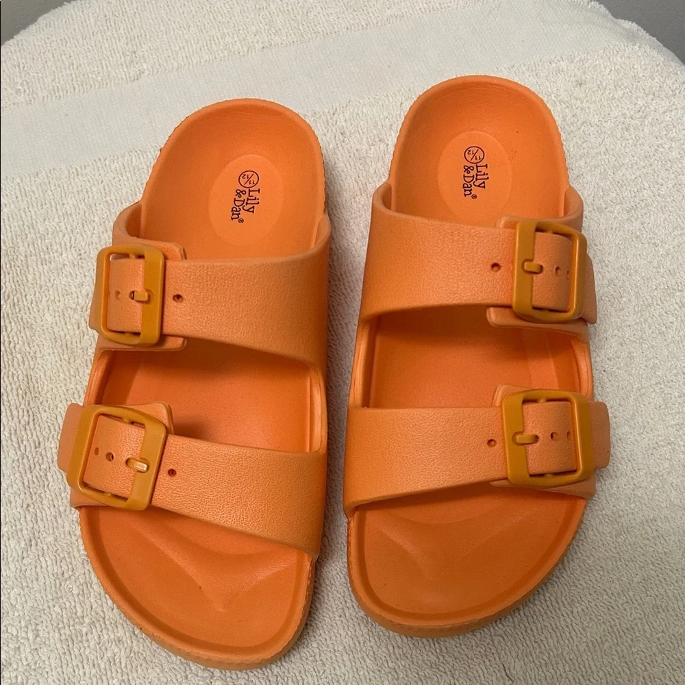 Lily & Dan Kid Unisex SlipOn Orange rubber double buckle slide Sandal size 11/12